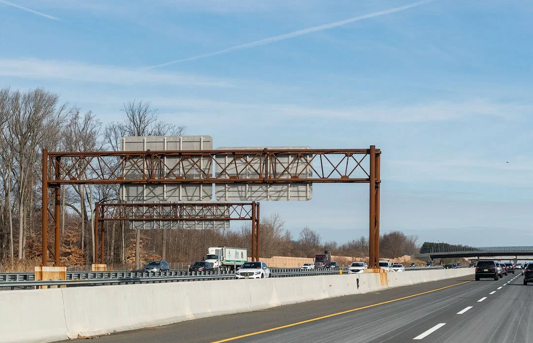 Жуткий Нью-Йорк: украинцы, золотые стейки, насилие