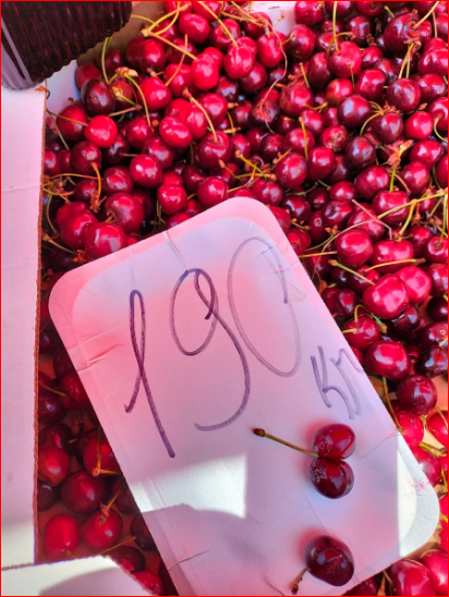 Цены ниже некуда сейчас в Крыму. Фото с рынка и что ждет тех, кто поедет в Крым этим летом