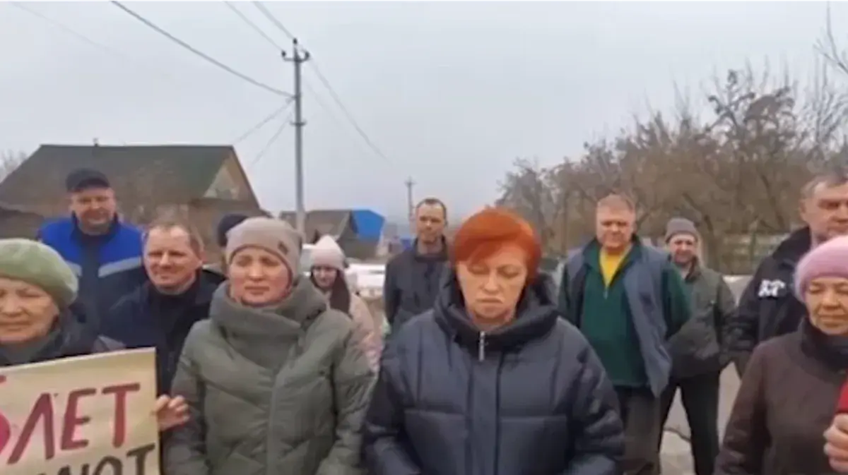 В Удмуртии женщину оштрафовали на 10 тысяч рублей за запись обращения к Путину - чиновники посчитали это несогласованным митингом