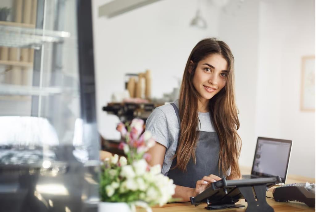 Подождите товар три дня. Еще три. И еще. И так бесконечно