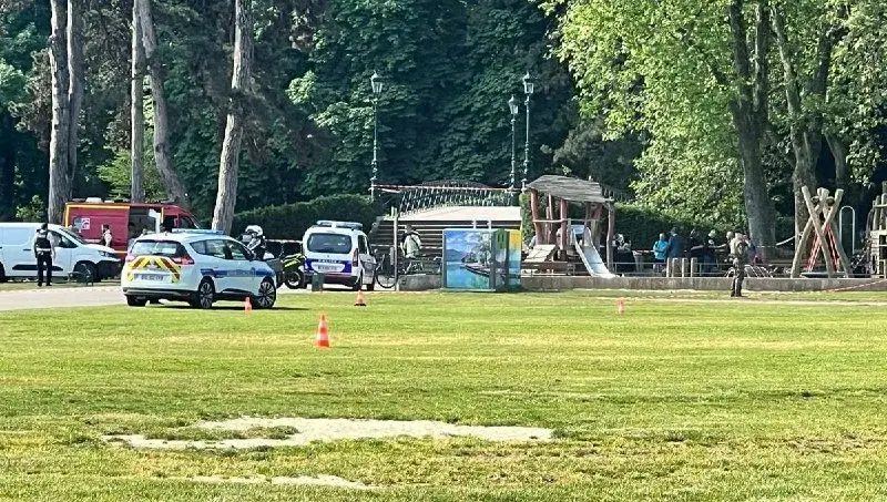 Среди пострадавших от нападения с ножом было 4 ребенка