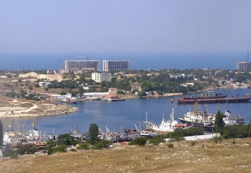 Рассекретила врага в бинокль: жительница Севастополя вышла на координатора дронов по ЧФ РФ?