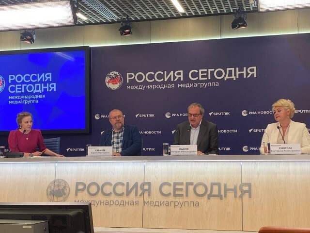 Глава СПЧ предложил ограничить количество детей мигрантов в школах