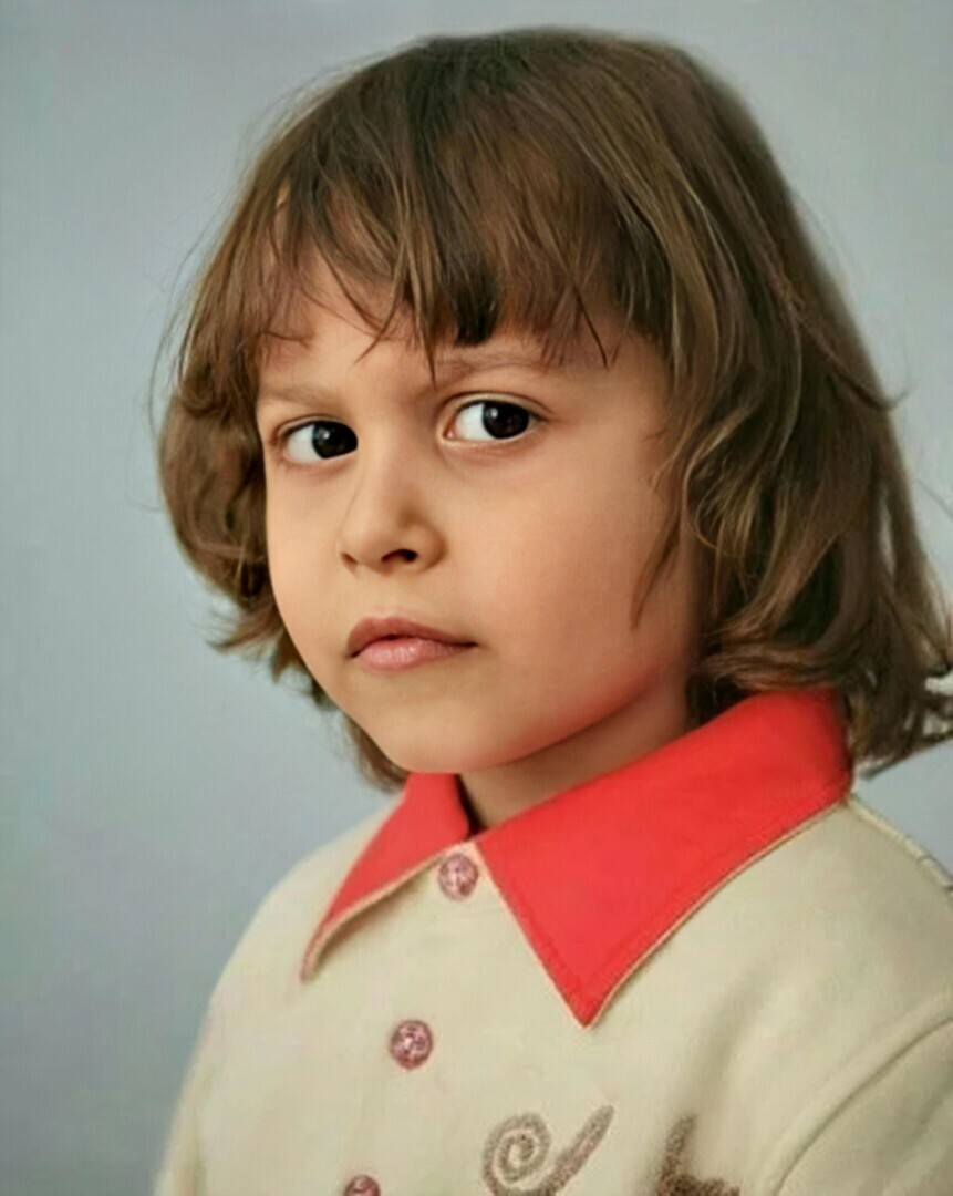 От скандалов до легендарных ролей: разоблачаем молодость Джонни Деппа и его "петушиный глаз". Часть 1