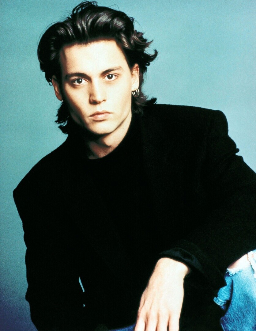 От скандалов до легендарных ролей: разоблачаем молодость Джонни Деппа и его "петушиный глаз". Часть 1