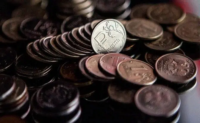 Россия на глазах превращается в страну с плохой в кредитной историей.