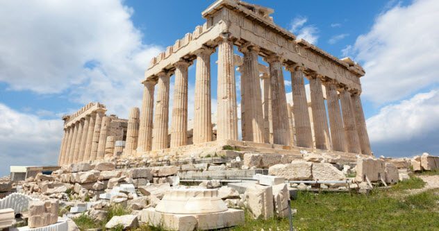 Топ-10 удивительных скрытых историй из самых известных мест мира 🌍🌎🌏