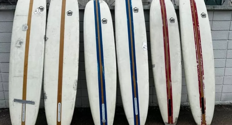 Международные наркоторговцы провозят контрабандный кокаин в досках для серфинга