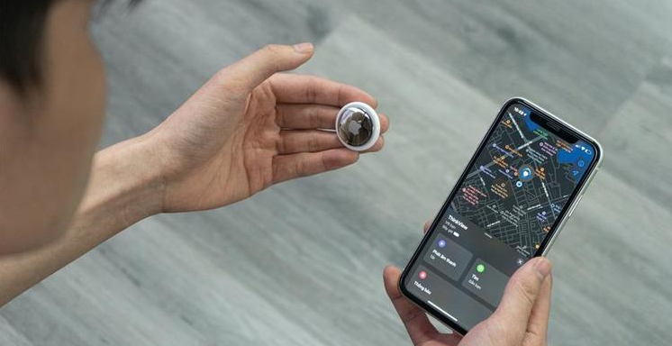 APPLE: AIRTAG: используется ДЛЯ отслеживания женщин дома, предупреждают пользователи интернета