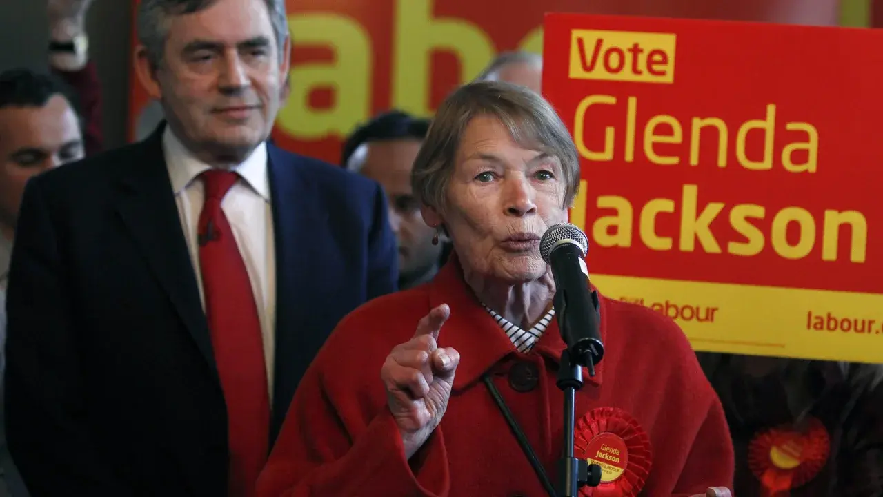 Двукратная обладательница «Оскара» актриса Гленда Джексон скончалась в возрасте 87 лет.