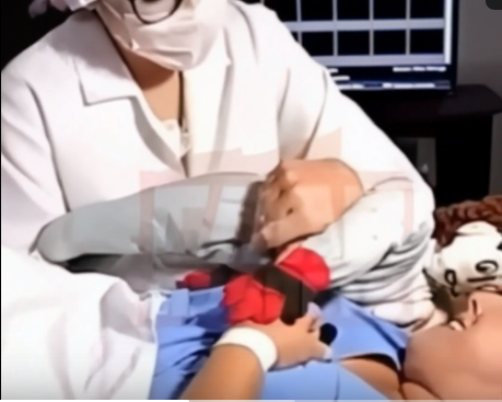 Никакого прощения, своими же ручками лишила его достоинства.