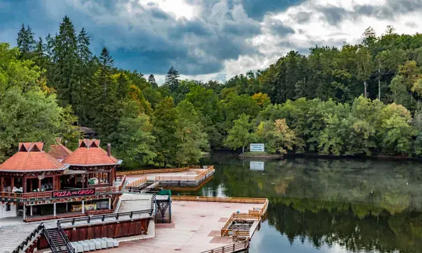 Медвежье озеро в Румынии