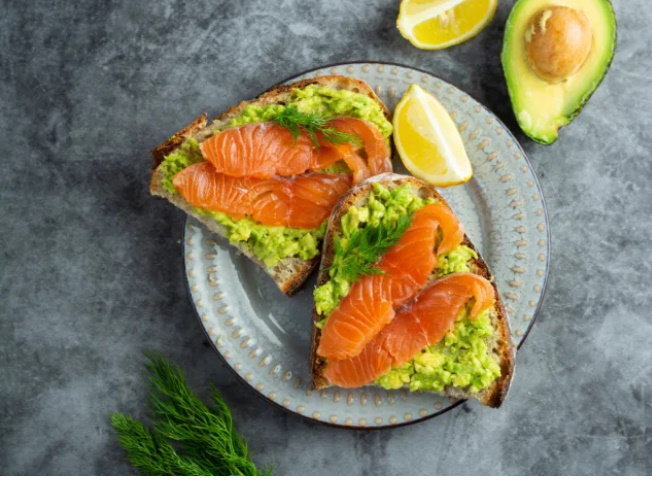 12 лучших высокобелковых продуктов для завтрака.