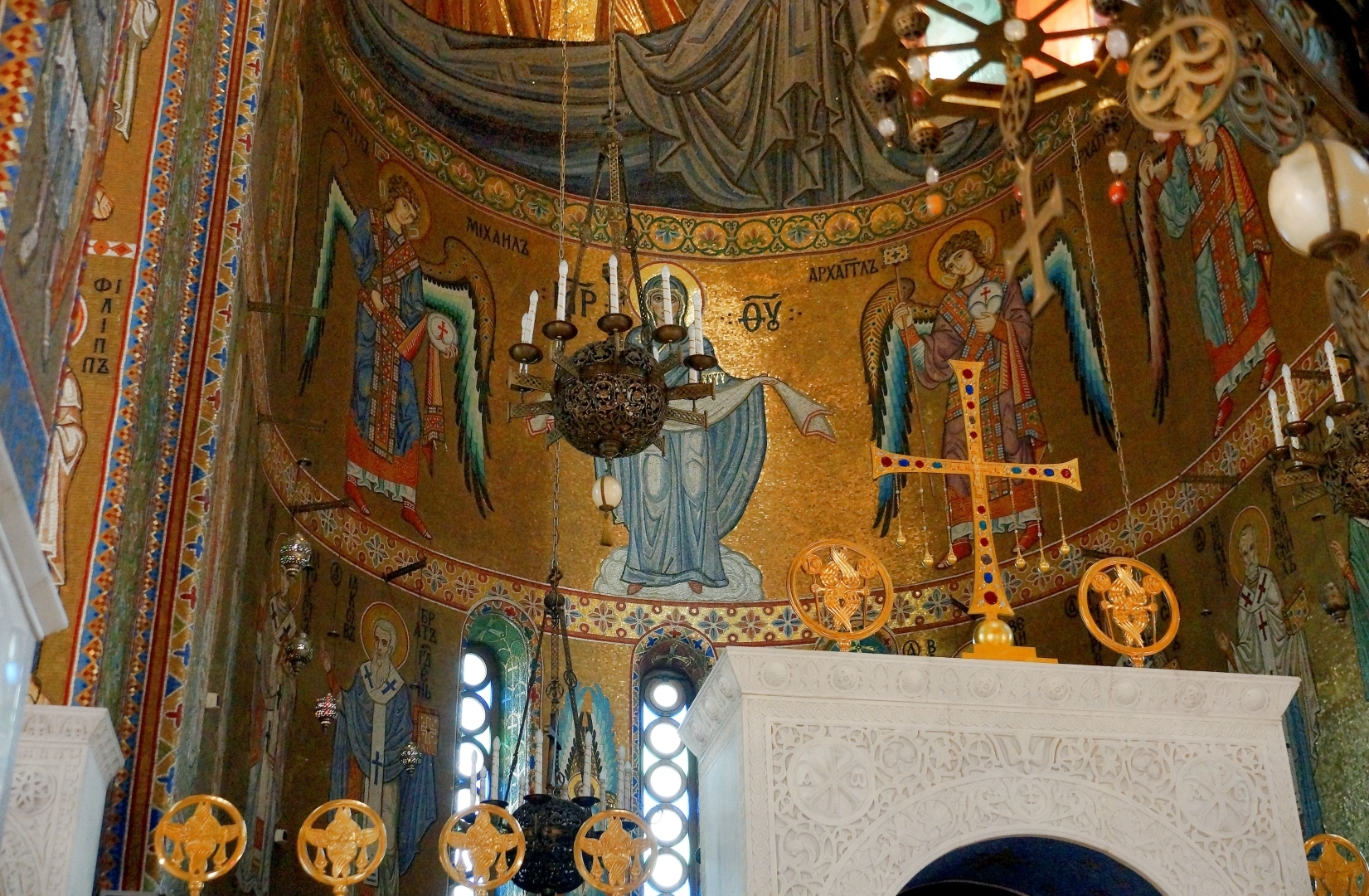 Хотите посмотреть на шедевры? Вам в Ясенево!