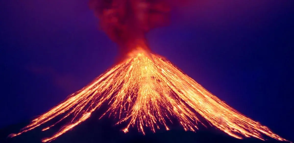 Супервулкан - это вулкан, который способен произвести очень большое извержение