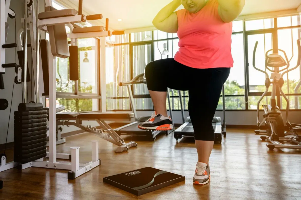 Известный блогер в Китае умерла после экстремального похудения