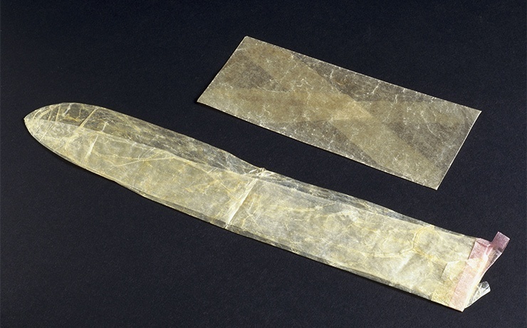 От кока-колы до яичек бобра: 9 самых странных методов контрацепции из прошлого, которые вас шокируют