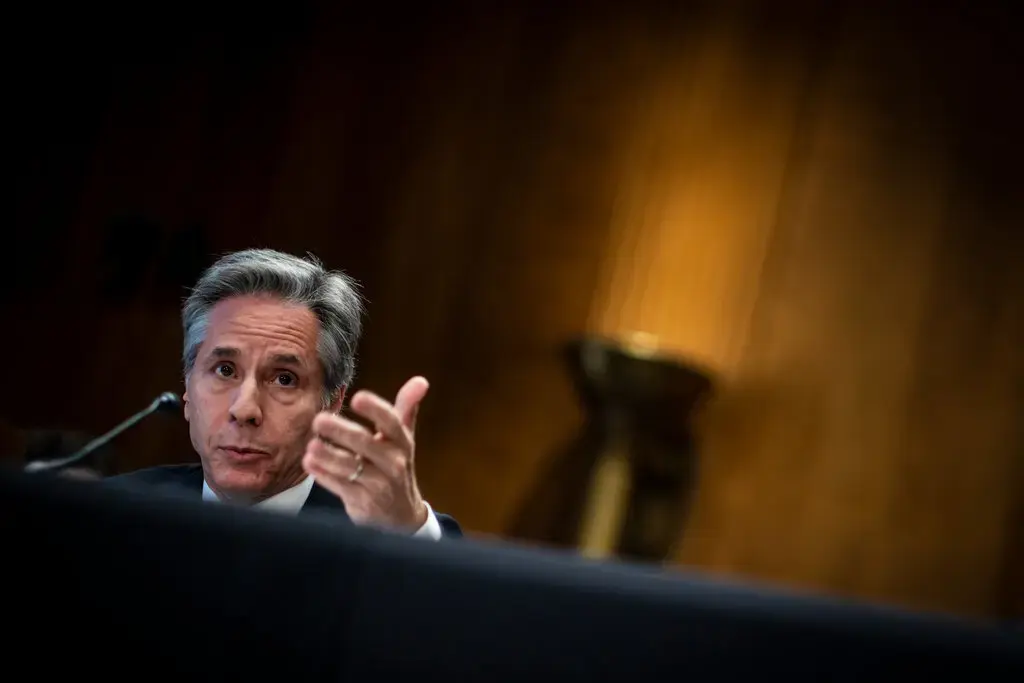 Республиканцы нападают на Блинкена из-за поездки в Китай, угрожая повесткой в суд