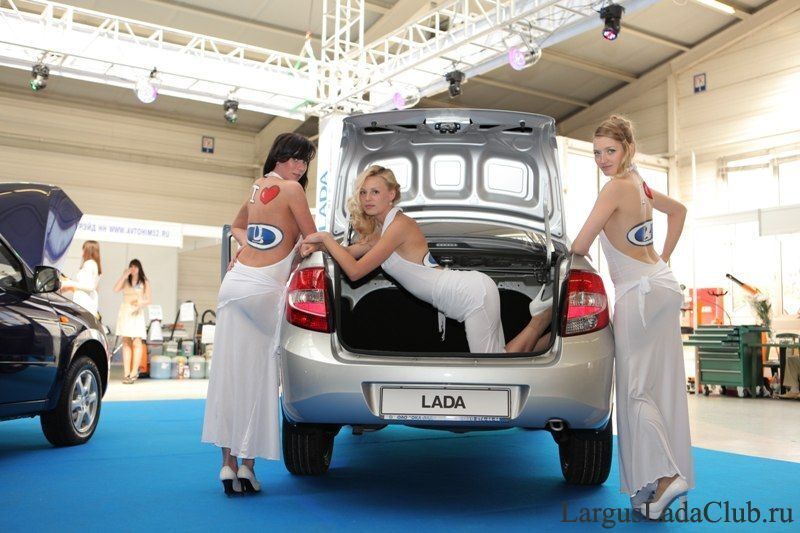 Family LADA, как менялся облик отечественных автомобилей с годами.