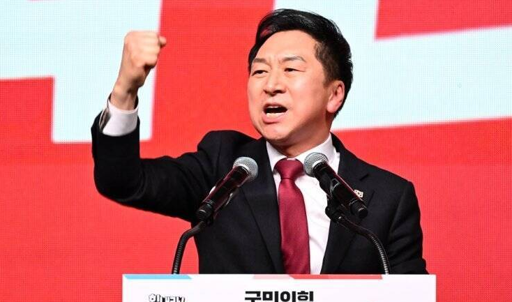 Бессмысленные замечания Син Хаймина вызывают брожение у лидера правящей партии Южной Кореи: китайцам нельзя разрешать «бесплатную медицинскую страховк