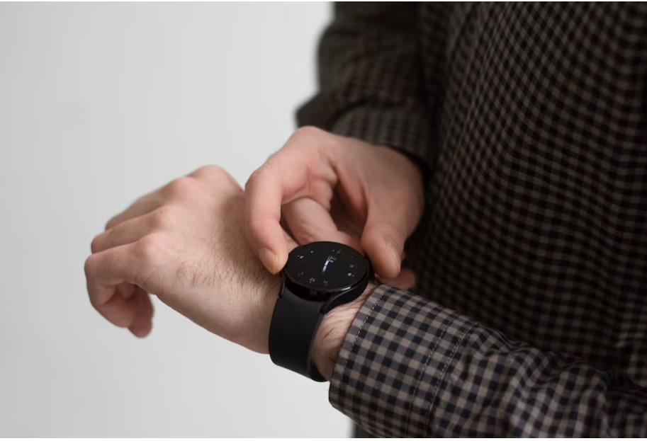 Юристы, а вы снимаете трубку после 18-00?