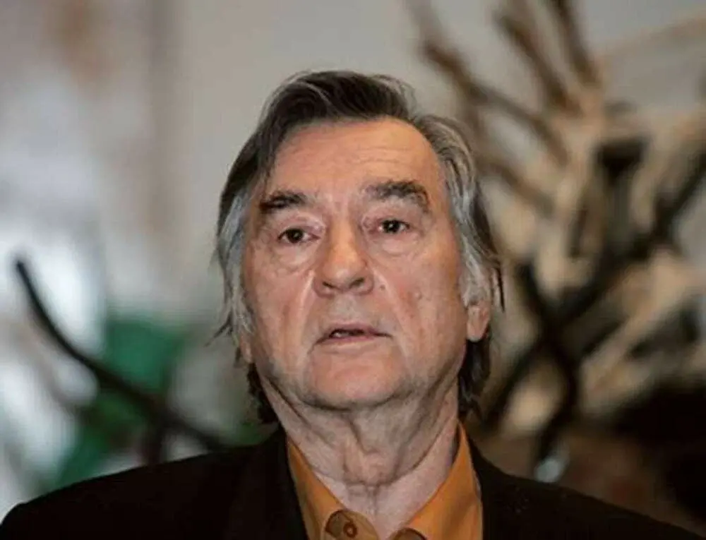 Александр Проханов: «Сегодня правящий класс России утратил чувство меры и занимается только стяжательством». Согласны с его мнением?