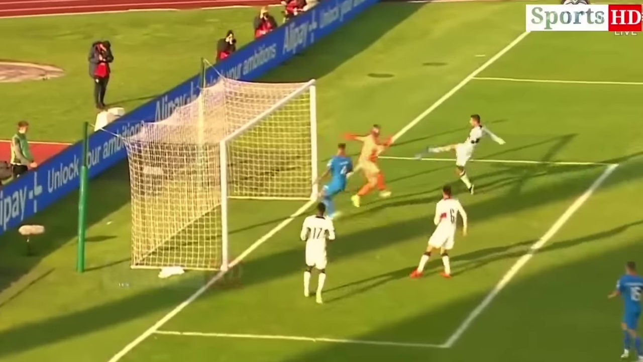 Криштиану Роналду в 200м матче за сборную забил победный мяч