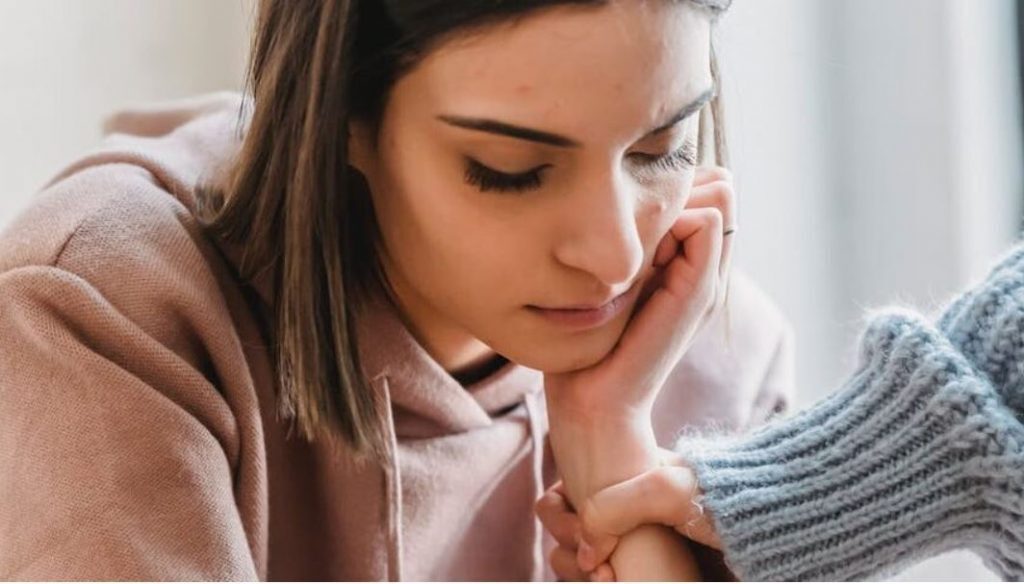 Сладкая ложь лучше? Признавать правду сложно и трудно, почему так?