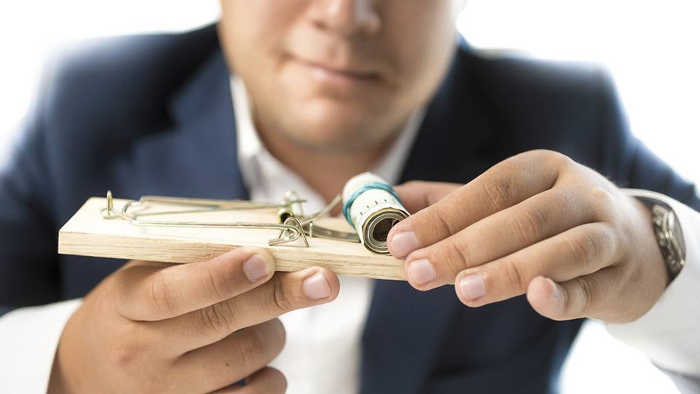 Как вернуть деньги, которые были переведены брокерам-мошенникам. Куда обращаться и что делать