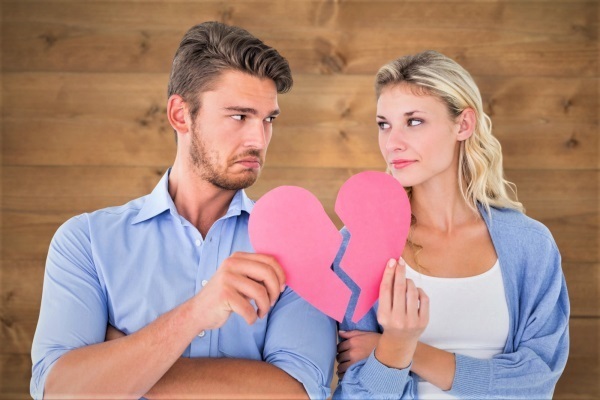 Стоит ли бороться за мужчину? Он сомневается между двумя женщинами. Стоит уйти в сторону или бороться за свое счастье?