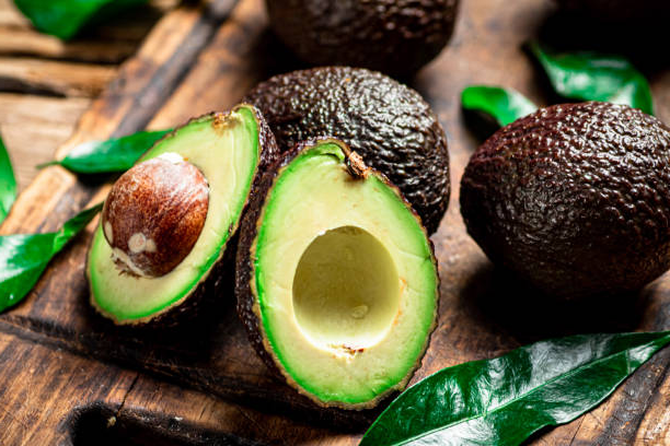 Существуют продукты питания, в которых женщины нуждаются больше чем мужчины. Топ-8 продуктов для женского организма.