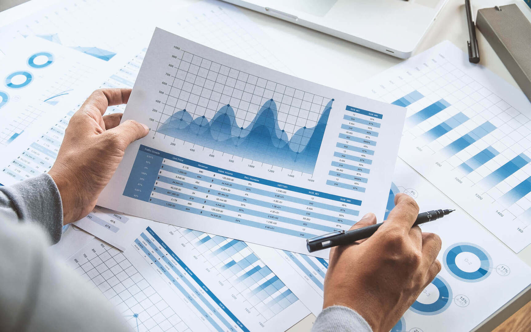 Нет посетителей на сайте? Это не редкость. Увеличь посещаемость! Забирай 10 лучших стратегий SEO продвижения!