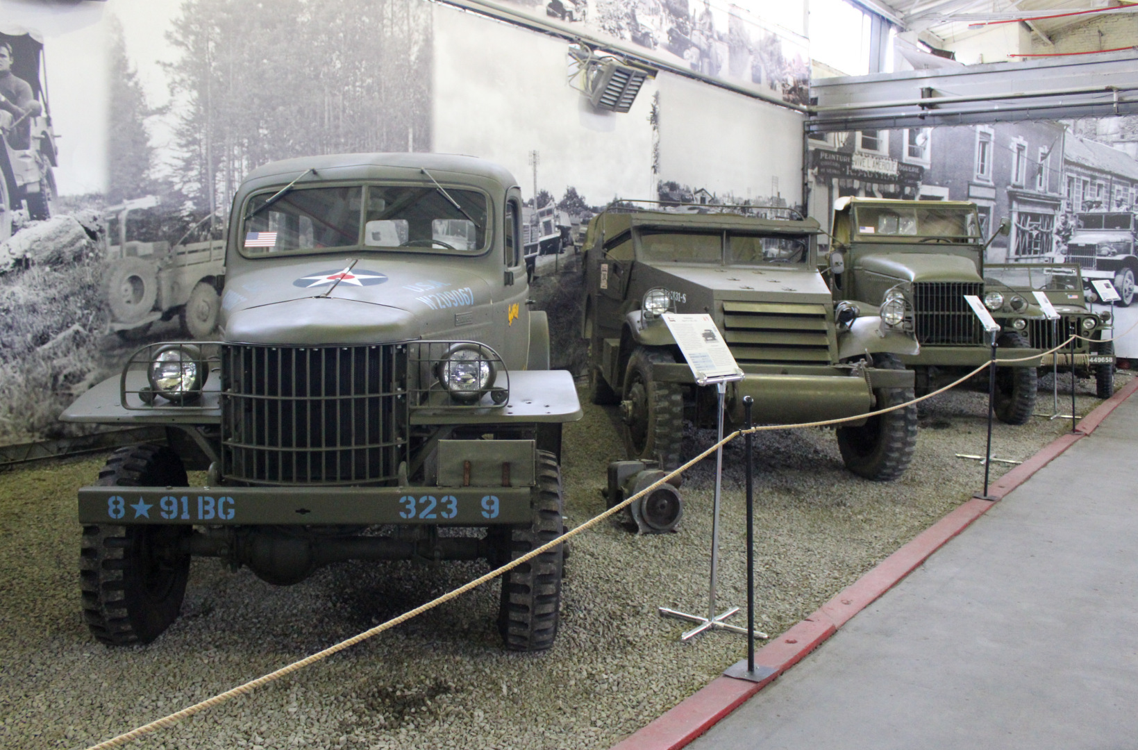 Они пережили войну. Интересная выставка машин 30-х и 40-х в Москве