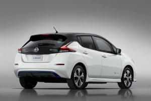 Свое лицо электромобилей Nissan Leaf.