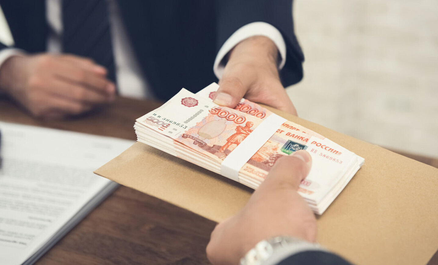 ВС РФ: выдача банком кредита клиенту по СМС является незаконной