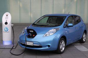 Свое лицо электромобилей Nissan Leaf.