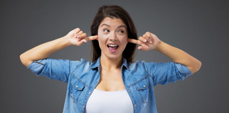 Новое исследование изучает связь между чертами личности Big 5 и сопротивлением оппозиционному политическому контенту