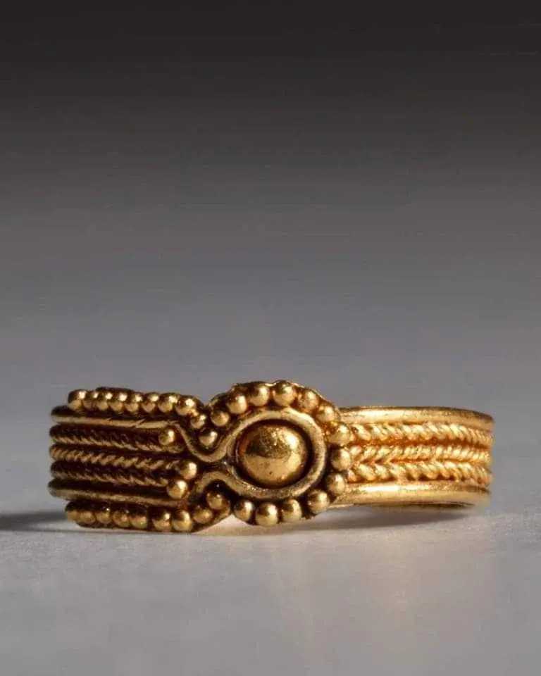 Загадка кольца Рамзеса...