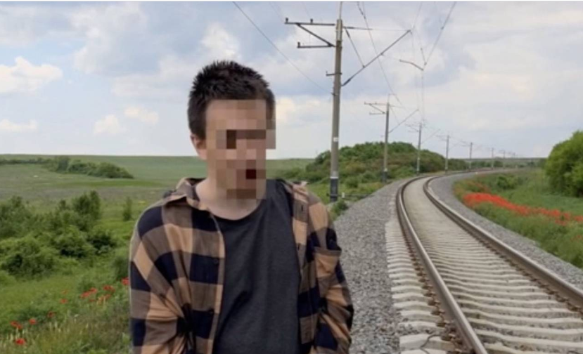 Мне очень интересно рассказать вам о недавних событиях, связанных с задержанием россиянина, который устроил взрыв на железнодорожном полотне в Крыму.