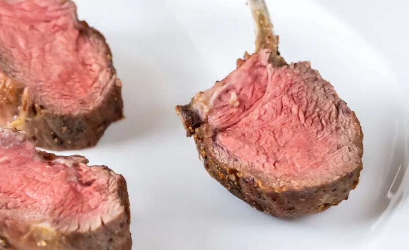 Можно ли есть розовую баранину?