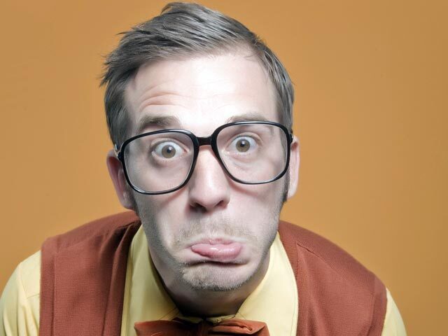 Как равнодушные,злые,циничные,да и просто глупые люди комментируют трагическую гибель человека!