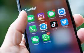 Какими соцсетями пользуетесь?