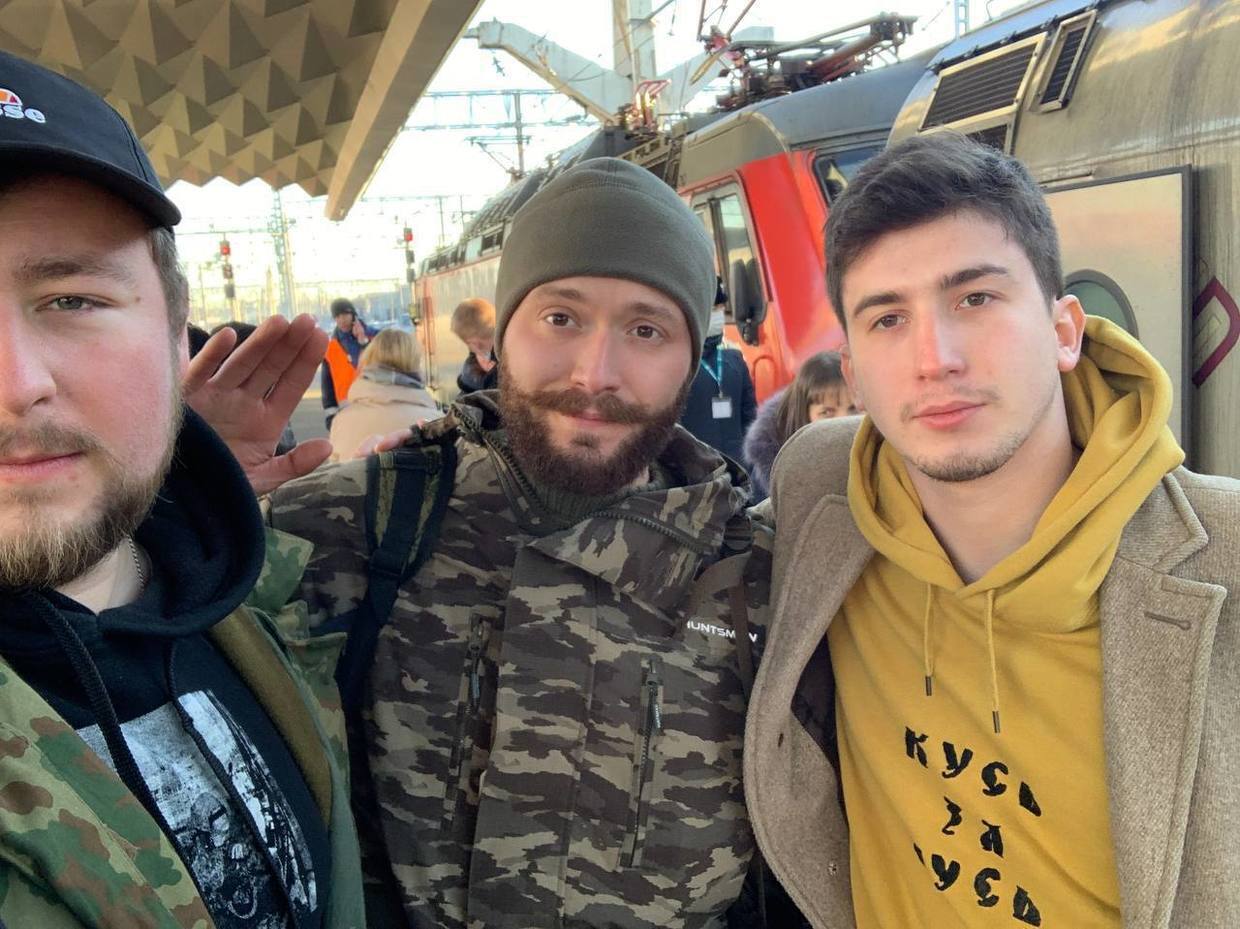 ‘Я жил, сражался и был готов умереть за Россию": молодой писатель, ставший солдатом, который поднял оружие против Украины, рассказывает свою историю