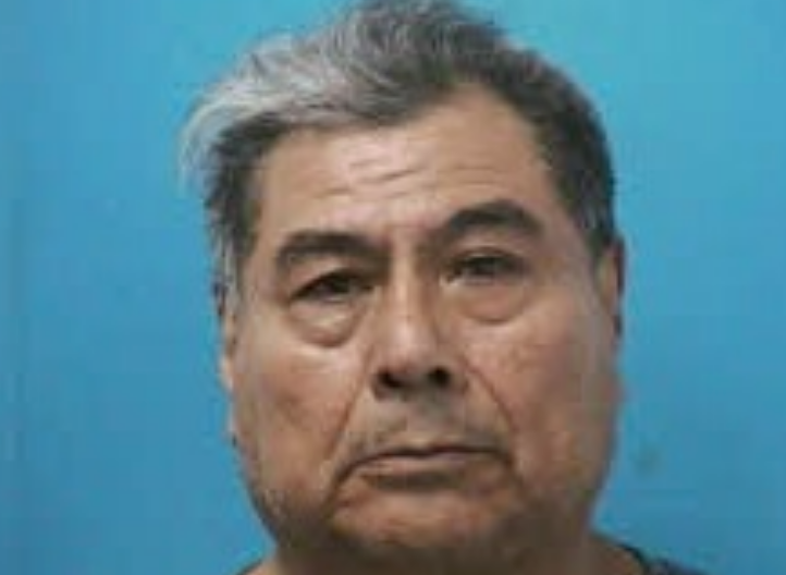 Ужасно! Видео сексуального насилия над 10 мальчиками со стороны американского футбольного тренера, оставившего телефон в ресторане