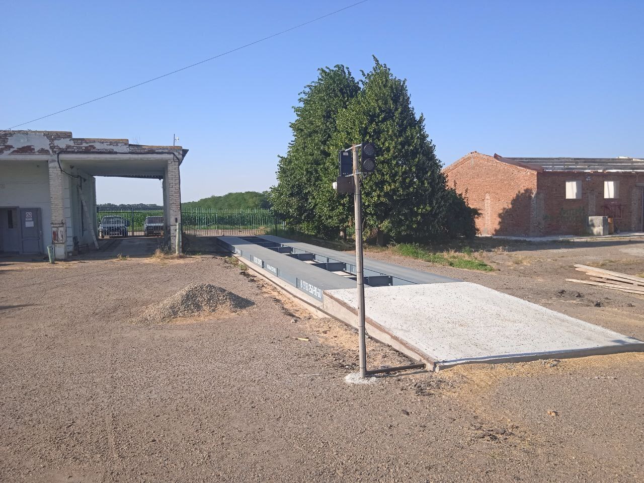 Установка автомобильных весов для учета урожайности в АО Колхоз-Прогресс