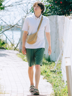 Мы протестировали вирусную плечевую сумку Uniqlo за , которую называют "Самым горячим продуктом 2023 года"