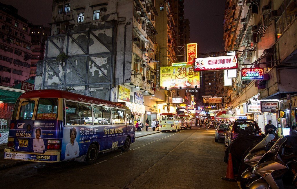 Мистический тайник: ночной рынок темпл стрит маркет