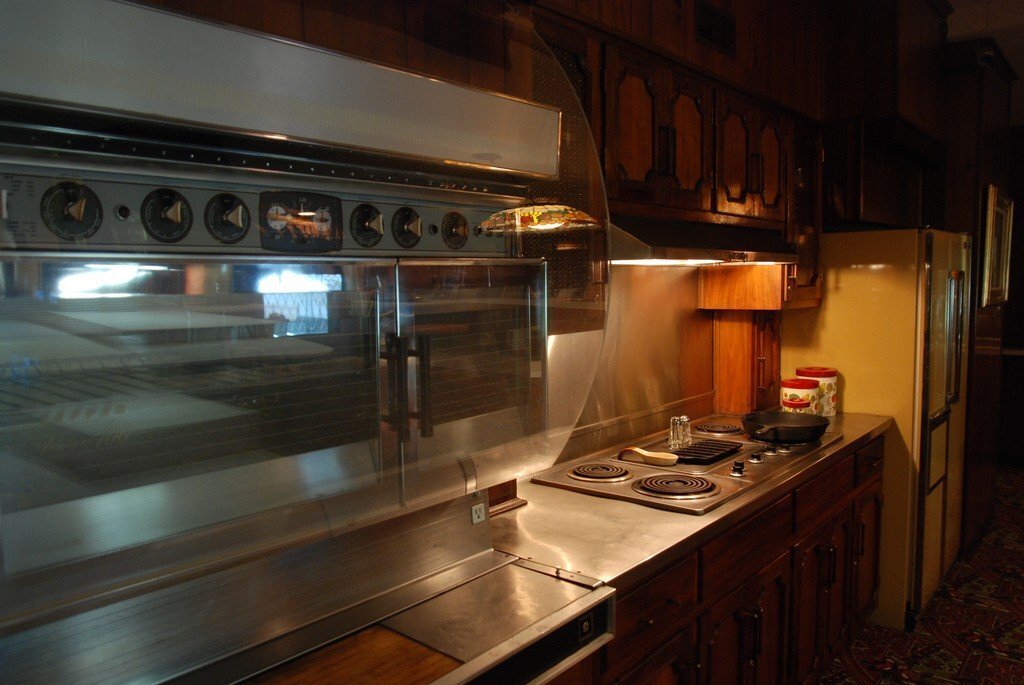 Дом Элвиса Пресли: легендарное пристанище короля рок-н-ролла