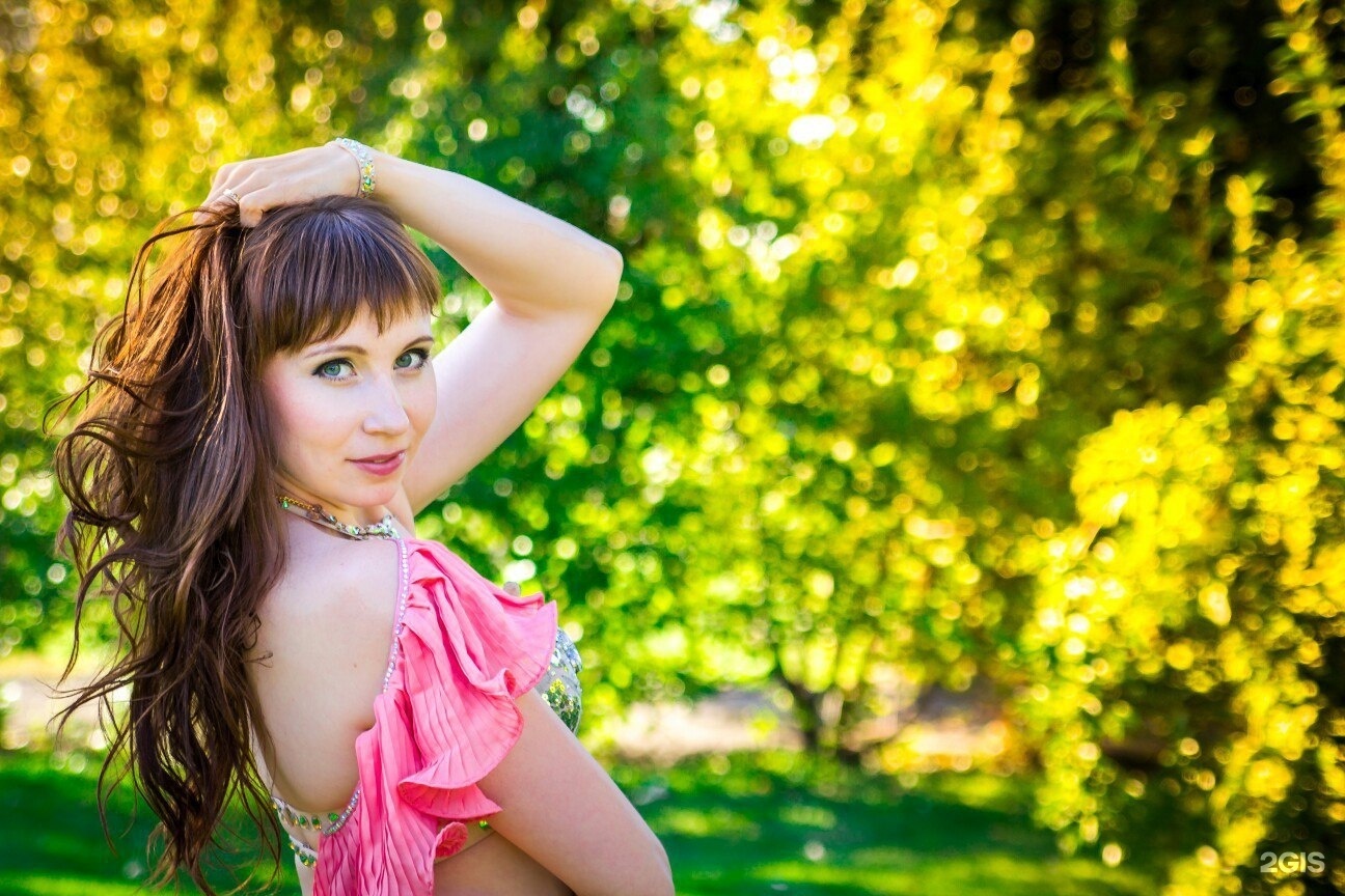 Почему женщины любят богатых и обеспеченных мужчин, с чем это связано.