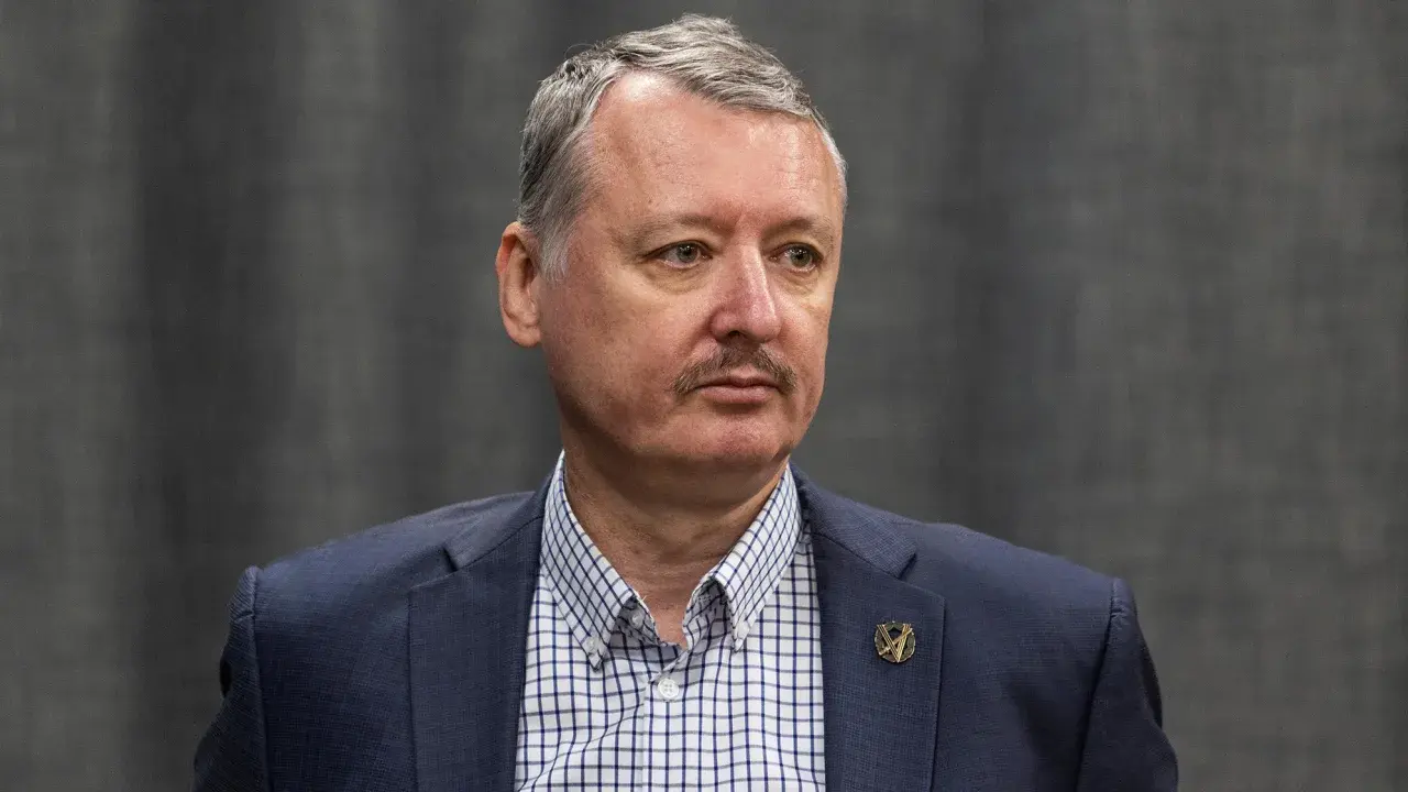 Игорь Гиркин, российский военный блогер, известный своей ролью в Украине, по сообщениям, арестован в Москве.